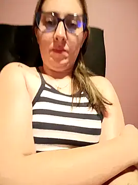 CHARLOTTE 1711 online show from March 13, 2026, 2:40 am