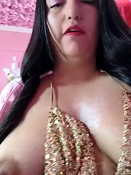 Melyy Edii online show from February 3, 2026, 8:25 pm