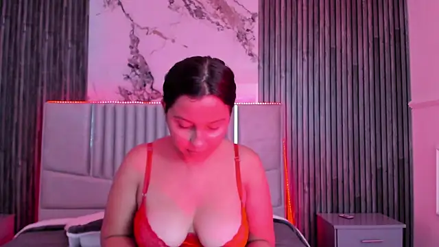 Snapshot of Thaliiajones chatting on January 19, 2025, 2:59 pm Thaliiajones online show from January 19, 2025, 2:59 pm