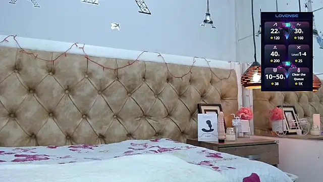 Snapshot of HarolddXL chatting on February 24, 2025, 8:47 pm HarolddXL online show from February 24, 2025, 8:47 pm