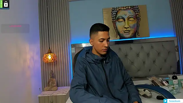 Snapshot of HarolddXL chatting on September 24, 2025, 1:25 pm HarolddXL online show from September 24, 2025, 1:25 pm