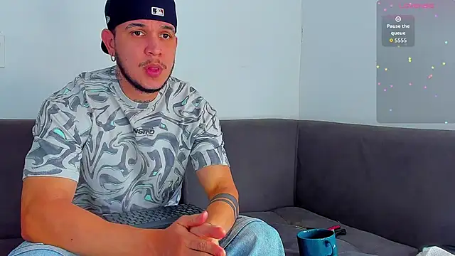 austinoficial online show from October 17, 2025, 8:33 pm