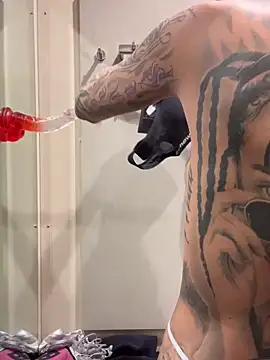 Black sweet Rose online show from February 1, 2025, 6:40 pm