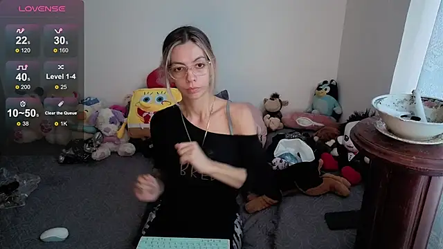 Princezzlove3 online show from February 18, 2026, 12:23 pm