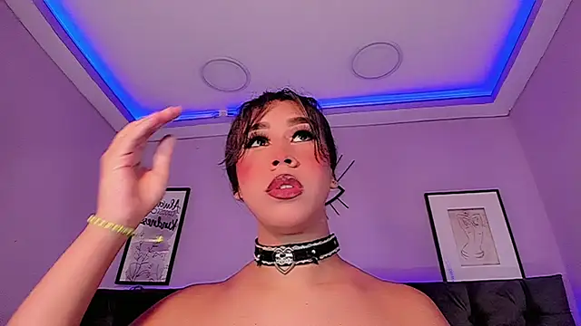 Vanessapintoo online show from June 30, 2026, 5:08 am