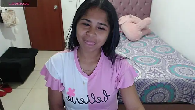 july-feria online show from January 15, 2025, 1:34 am