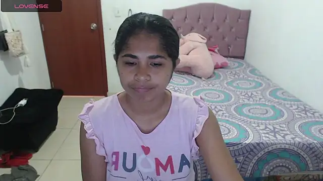 july-feria online show from February 8, 2025, 4:04 pm