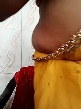 Snapshot of Haseena_Baby chatting on February 21, 2026, 3:18 am Haseena Baby online show from February 21, 2026, 3:18 am