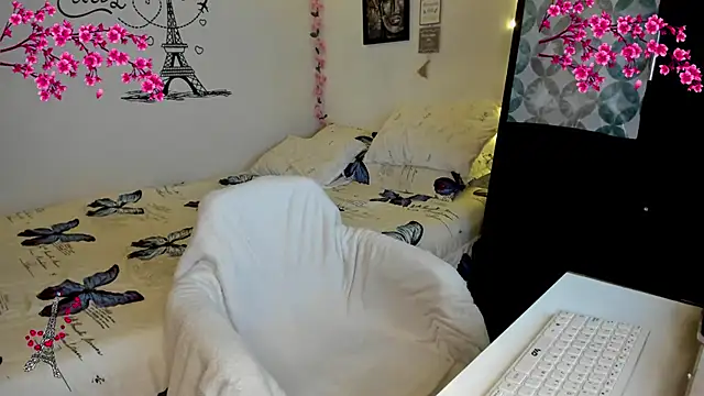 nataparis online show from January 17, 2026, 12:26 am