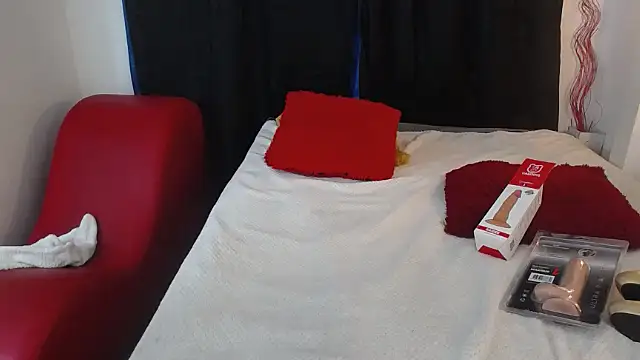 Snapshot of zahra_Jalid chatting on February 8, 2025, 7:05 pm zahra Jalid online show from February 8, 2025, 7:05 pm