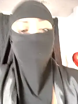 Snapshot of zahra_Jalid chatting on February 15, 2025, 12:48 am zahra Jalid online show from February 15, 2025, 12:48 am