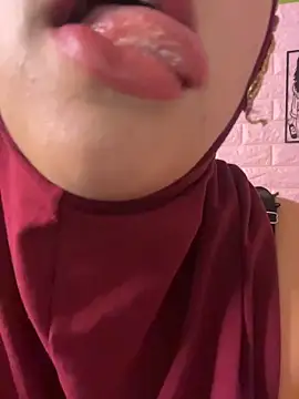 zahra Jalid online show from April 2, 2026, 11:35 pm