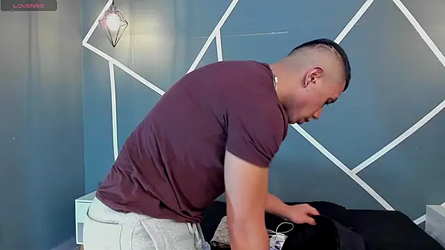 bruno cavalli online show from March 15, 2026, 1:50 pm