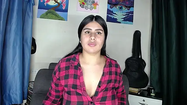 Snapshot of Antonellaa_111 chatting on March 7, 2025, 2:15 am Antonellaa 111 online show from March 7, 2025, 2:15 am