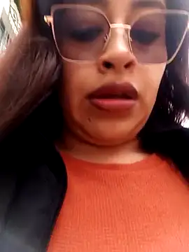 Snapshot of AnonymousGirl chatting on March 12, 2026, 1:06 pm AnonymousGirl online show from March 12, 2026, 1:06 pm