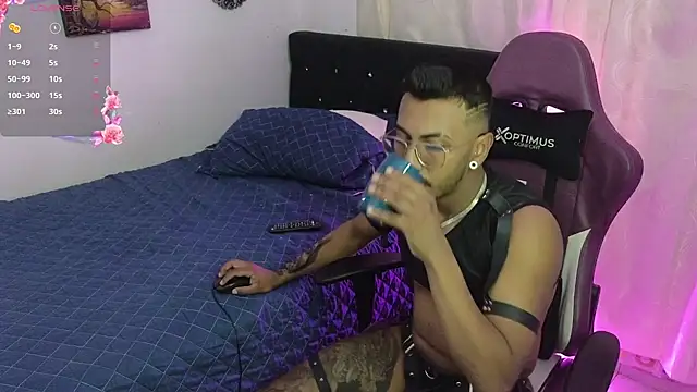 Snapshot of eros-0001 chatting on January 23, 2025, 3:58 am eros-0001 online show from January 23, 2025, 3:58 am