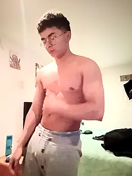 elbebesitobebelean666 online show from April 16, 2026, 4:35 am