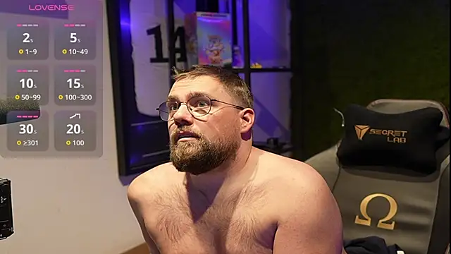 Snapshot of justinitt chatting on November 3, 2025, 3:35 pm justinitt online show from November 3, 2025, 3:35 pm