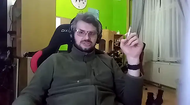 stary-w-kalesonach online show from February 11, 2025, 10:28 pm