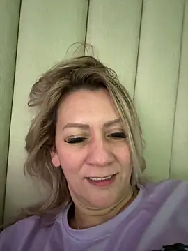 AtheneaRusell online show from October 2, 2025, 7:21 pm