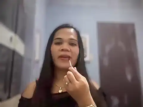 SophiaCourthaway online show from April 7, 2026, 10:09 pm