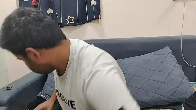 fuck buddiess online show from November 25, 2025, 7:25 pm