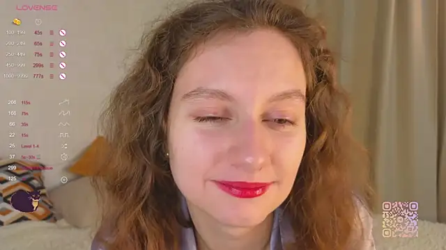 Leya Curly online show from October 17, 2025, 3:03 pm