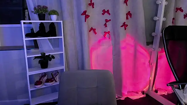 Sahara Shields online show from March 11, 2025, 4:40 pm