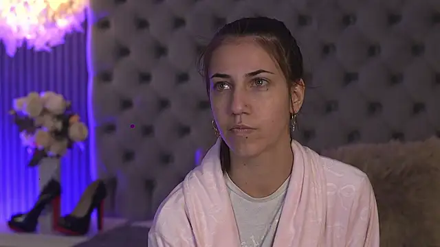 Snapshot of KeylaBlair chatting on March 23, 2026, 6:12 pm KeylaBlair online show from March 23, 2026, 6:12 pm