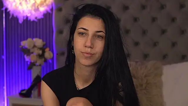 Snapshot of KeylaBlair chatting on April 9, 2026, 8:36 pm KeylaBlair online show from April 9, 2026, 8:36 pm