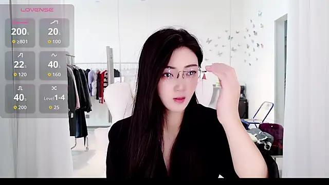 miaomiao-777 online show from October 31, 2025, 3:07 am