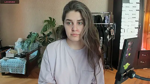  Roselina  online show from July 28, 2026, 10:21 am