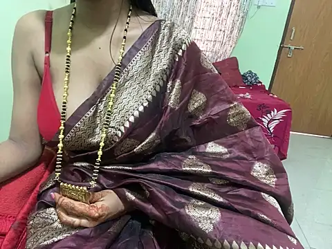 Snapshot of Sandhya_lovely chatting on February 18, 2026, 8:10 am Sandhya lovely online show from February 18, 2026, 8:10 am