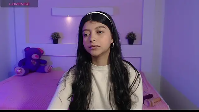 IslaBlaze online show from March 1, 2025, 12:23 pm