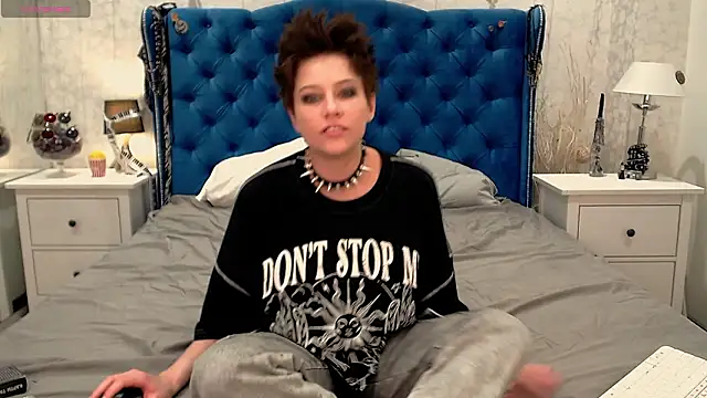 via mayer  online show from March 12, 2026, 10:32 am