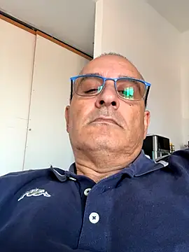 sempreilmio2 online show from September 19, 2025, 7:10 am