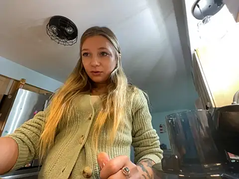 Hatgirl69 online show from November 1, 2025, 4:31 pm