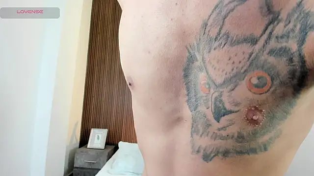 EthaanCox online show from January 18, 2026, 8:12 pm