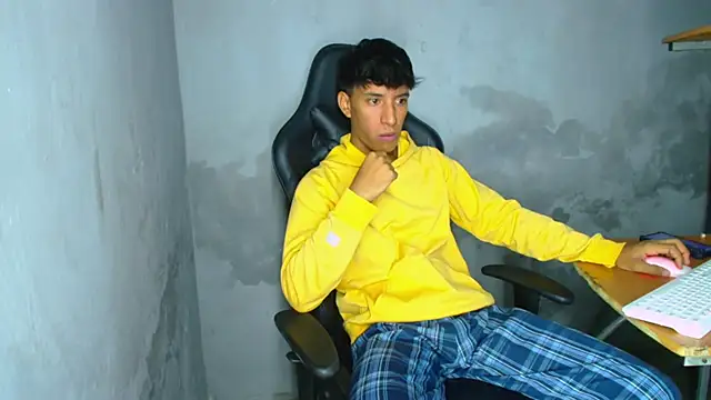 matteo rivas online show from April 18, 2026, 2:59 am