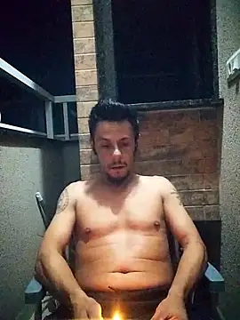 Santanacumxplod online show from April 19, 2026, 3:17 am