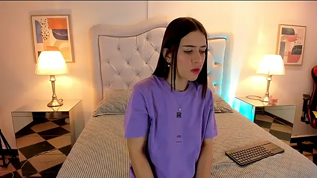 Snapshot of ethan_and_ava chatting on January 27, 2025, 1:30 pm ethan and ava online show from January 27, 2025, 1:30 pm