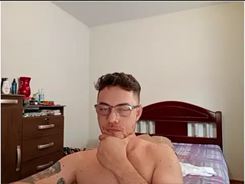 Dyllan   online show from April 13, 2026, 3:50 pm