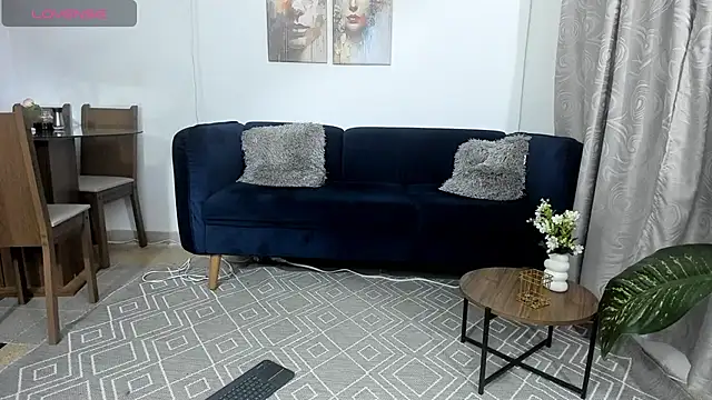 Snapshot of NicolettaLima chatting on November 4, 2025, 12:10 am NicolettaLima online show from November 4, 2025, 12:10 am