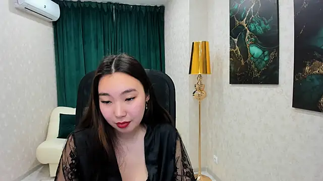 Snapshot of AnnaReyla chatting on February 6, 2025, 4:14 pm AnnaReyla online show from February 6, 2025, 4:14 pm