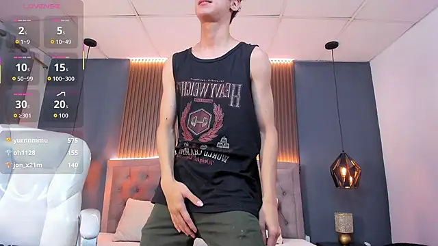 Cum hunters online show from September 26, 2025, 3:21 am