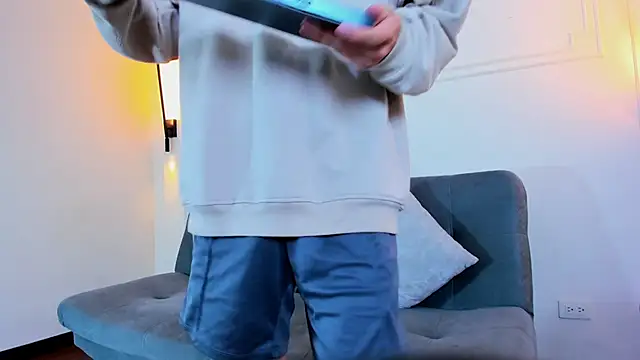 Cum hunters online show from October 31, 2025, 3:40 am