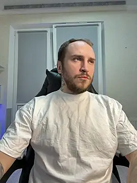  XxX-XxX  online show from March 14, 2025, 9:21 pm