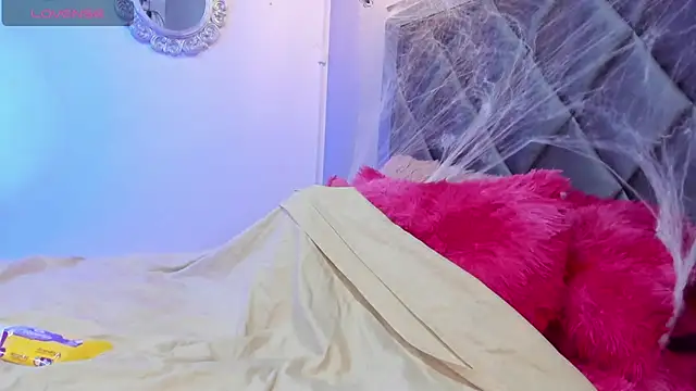 Sophiaa Gomez online show from October 9, 2025, 11:52 am