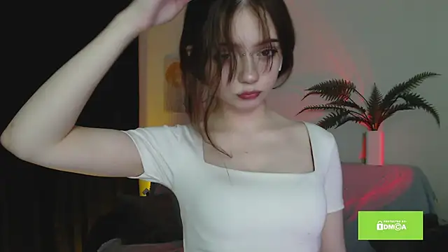 miuri miy online show from February 7, 2025, 4:46 pm