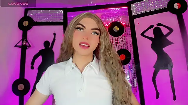 Snapshot of monserrat_deranet chatting on January 21, 2025, 7:39 pm monserrat deranet online show from January 21, 2025, 7:39 pm